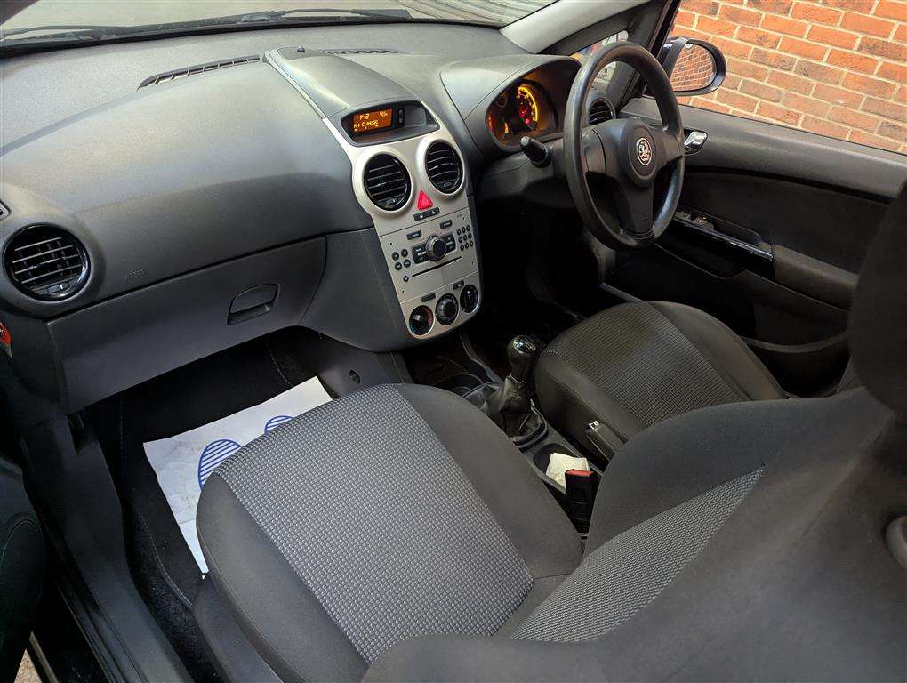 <p>2010 VAUXHALL CORSA S</p>