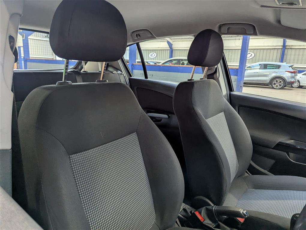 <p>2010 VAUXHALL CORSA S</p>