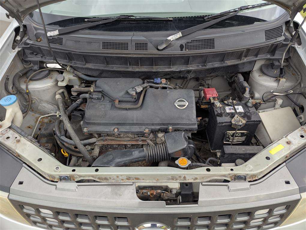 <p>2004 NISSAN CUBE</p>