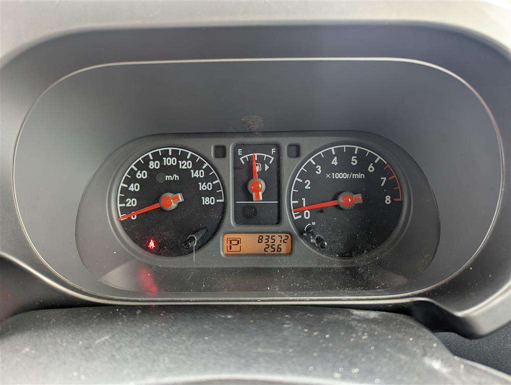 <p>2004 NISSAN CUBE</p>