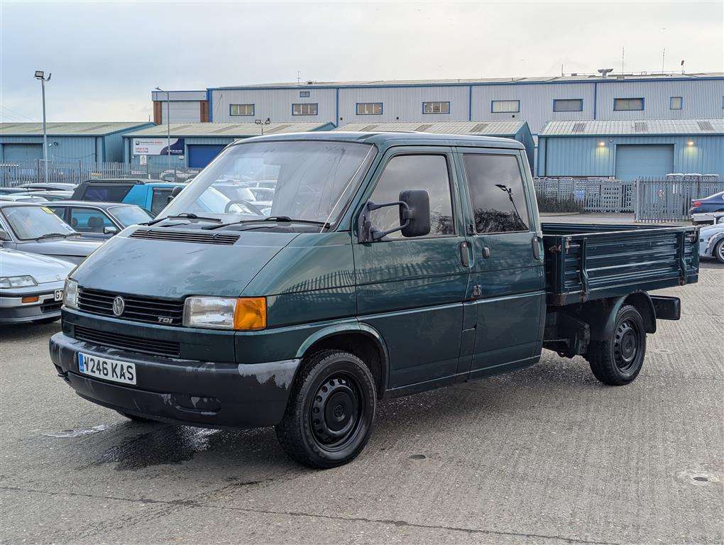 <p>1999 VOLKSWAGEN TRANSPORTER TDI LWB</p>
