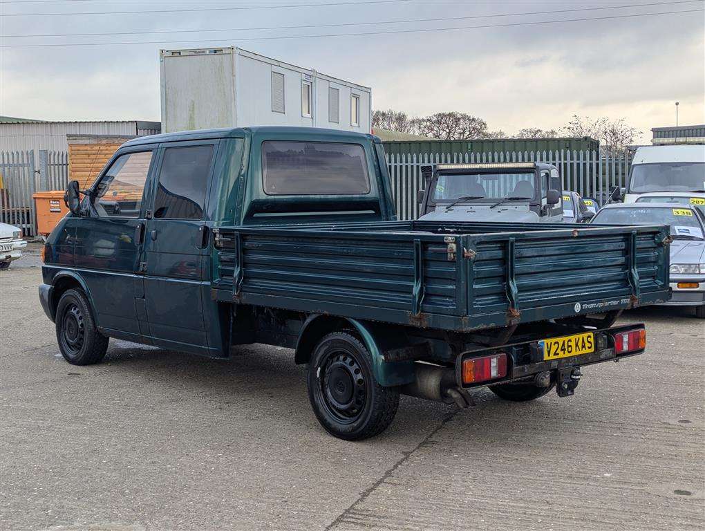 <p>1999 VOLKSWAGEN TRANSPORTER TDI LWB</p>