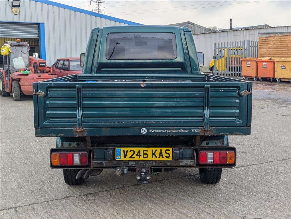 <p>1999 VOLKSWAGEN TRANSPORTER TDI LWB</p>
