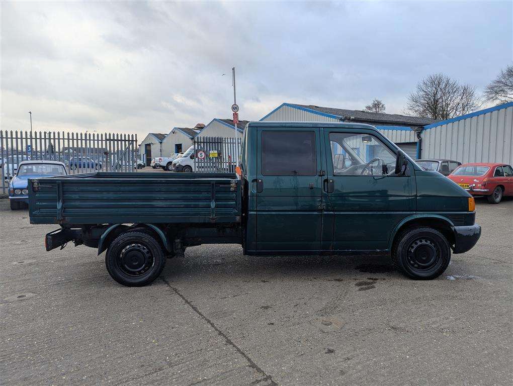<p>1999 VOLKSWAGEN TRANSPORTER TDI LWB</p>