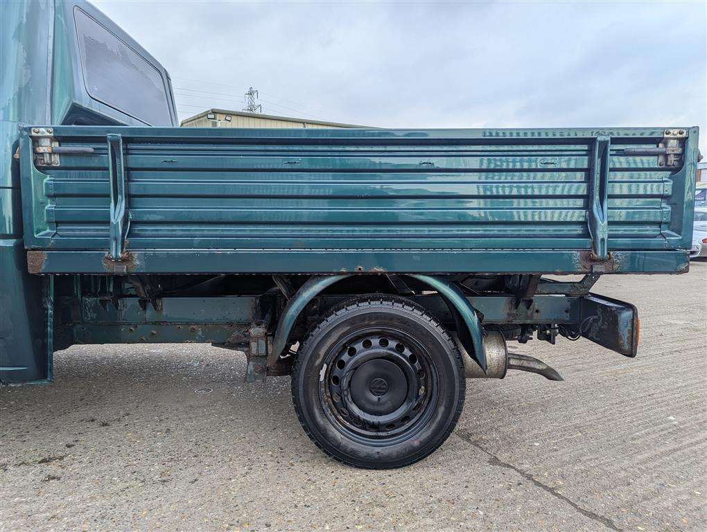<p>1999 VOLKSWAGEN TRANSPORTER TDI LWB</p>
