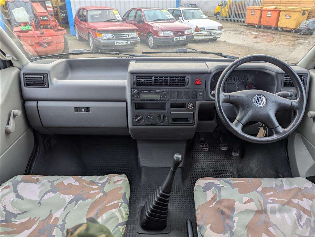 <p>1999 VOLKSWAGEN TRANSPORTER TDI LWB</p>