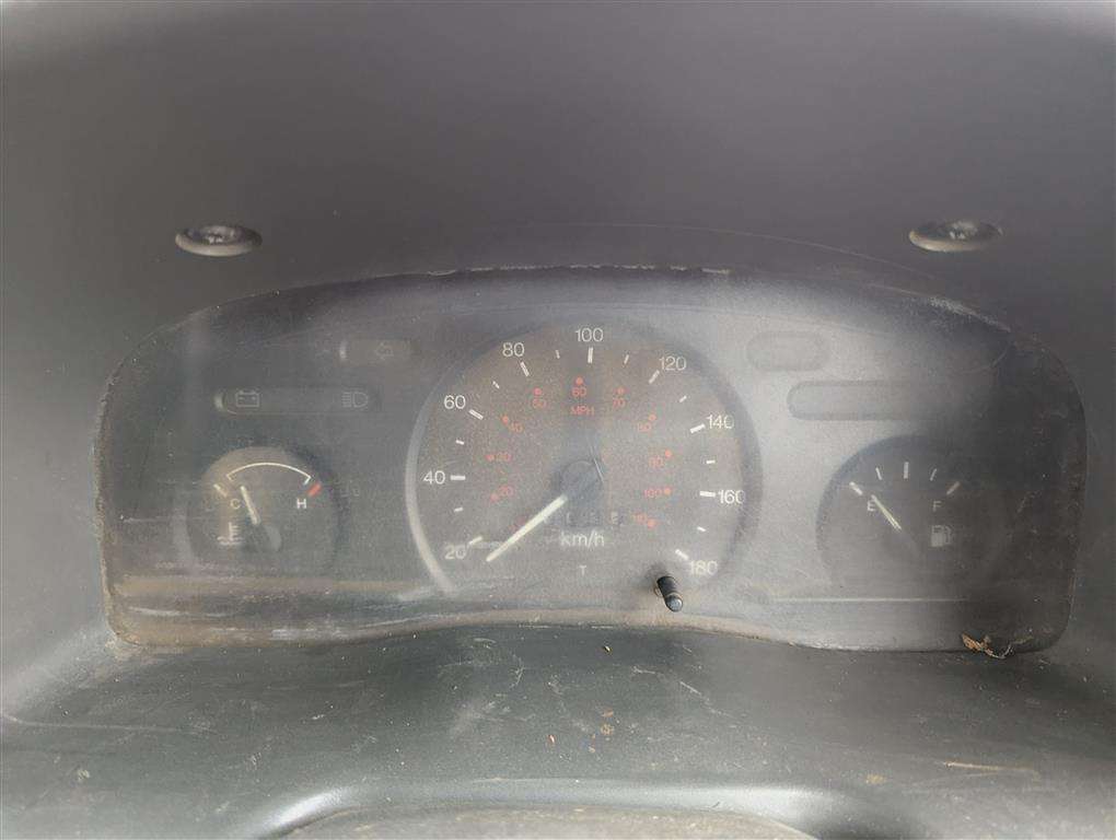 <p>2003 FORD TRANSIT</p>