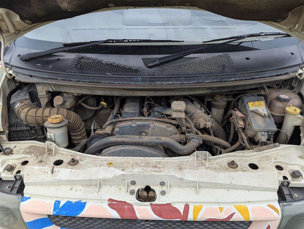 <p>2003 FORD TRANSIT</p>