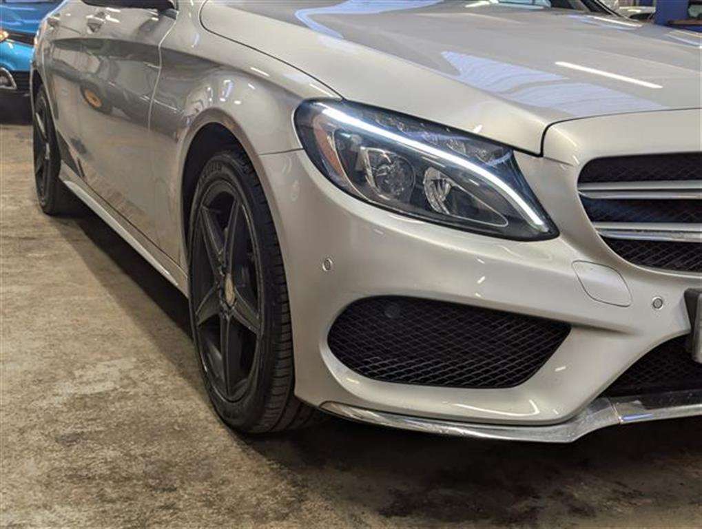 <p>2014 MERCEDES-BENZ C220 AMG LINE BLUETEC AUT</p>