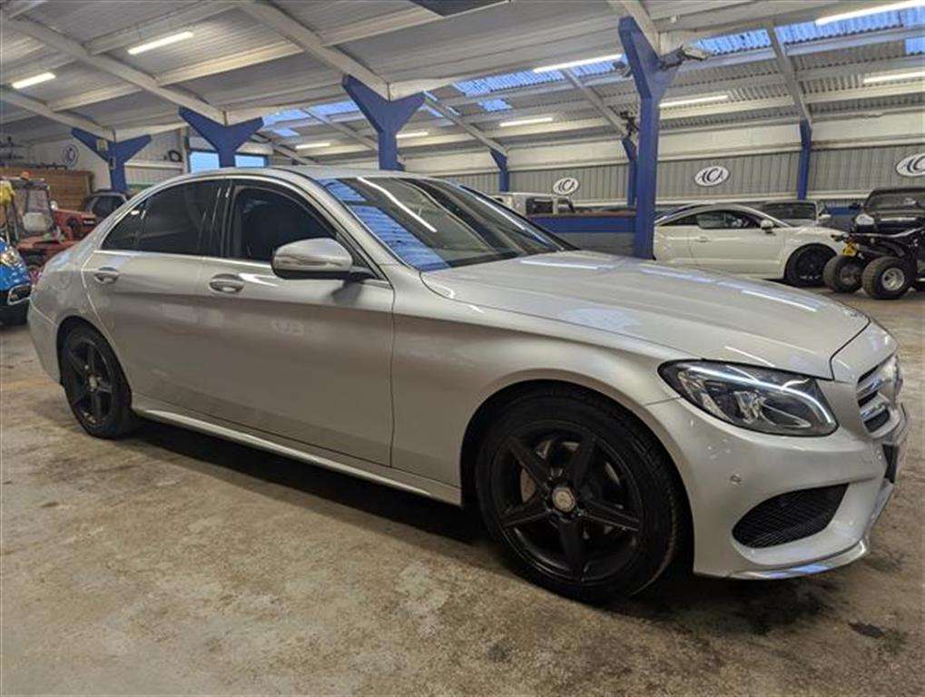 <p>2014 MERCEDES-BENZ C220 AMG LINE BLUETEC AUT</p>