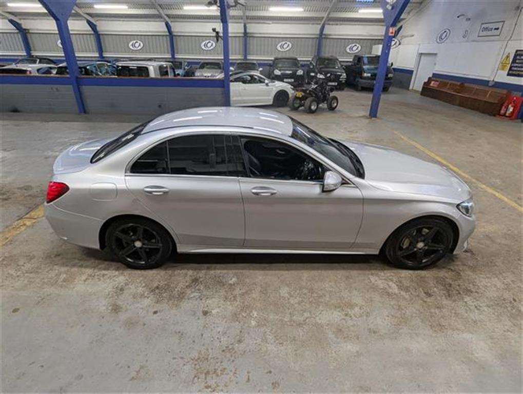 <p>2014 MERCEDES-BENZ C220 AMG LINE BLUETEC AUT</p>
