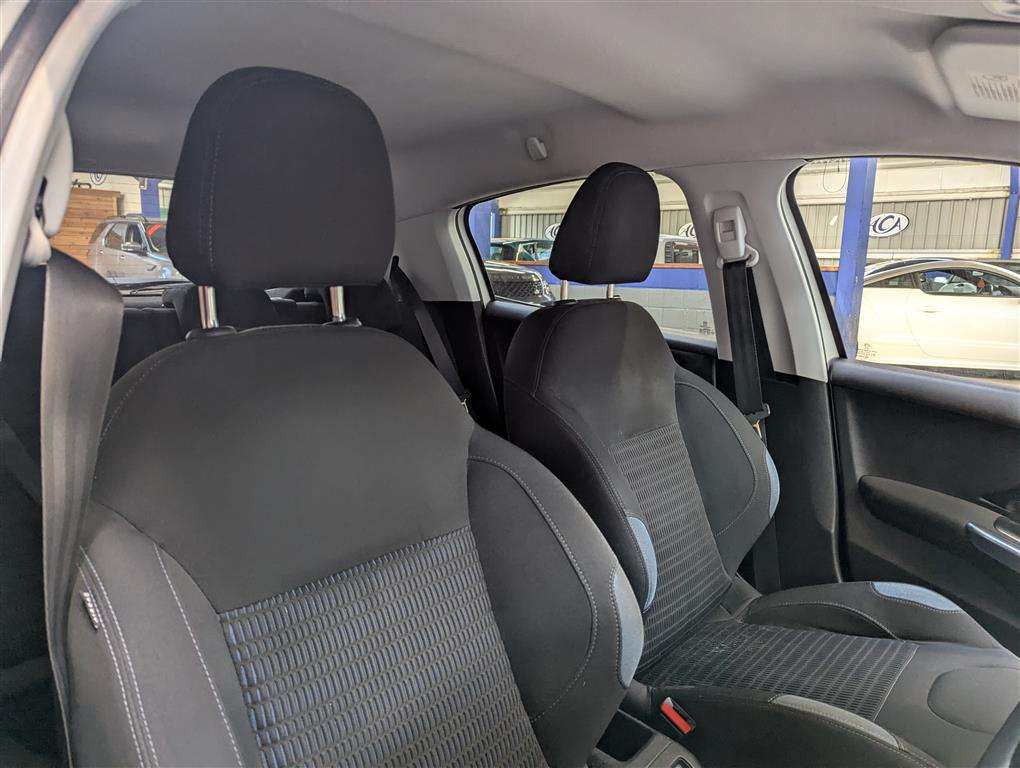 <p>2013 PEUGEOT 208 ALLURE HDI</p>