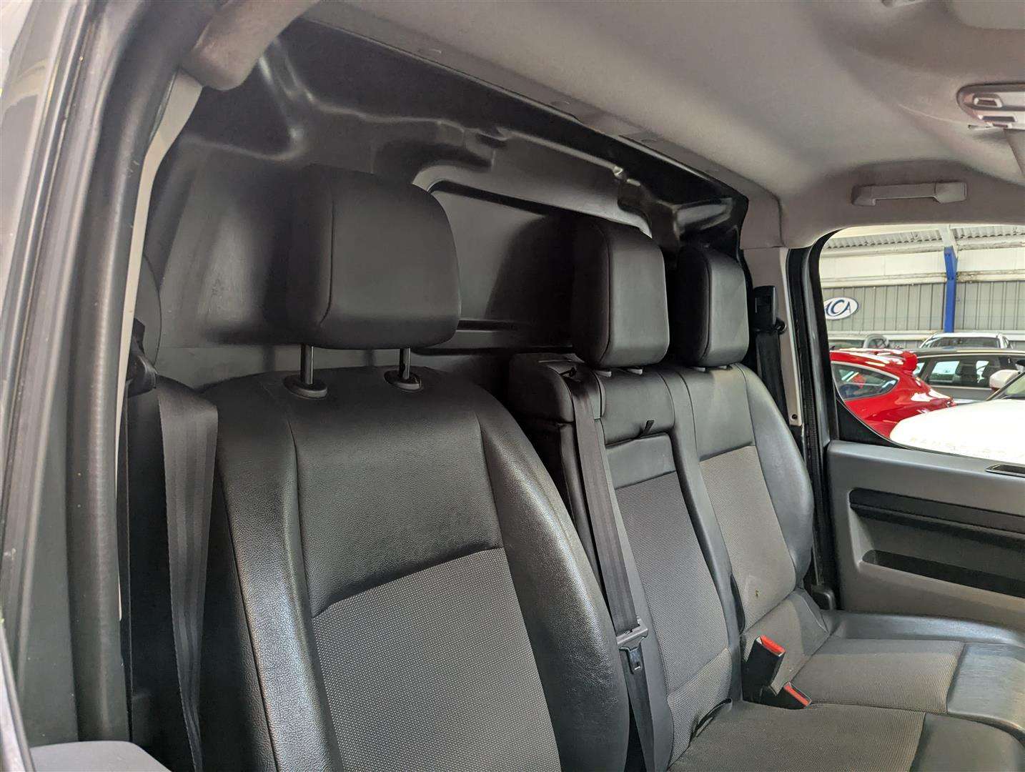 <p>2021 PEUGEOT EXPERT PROFESSIONAL L2 BL</p>