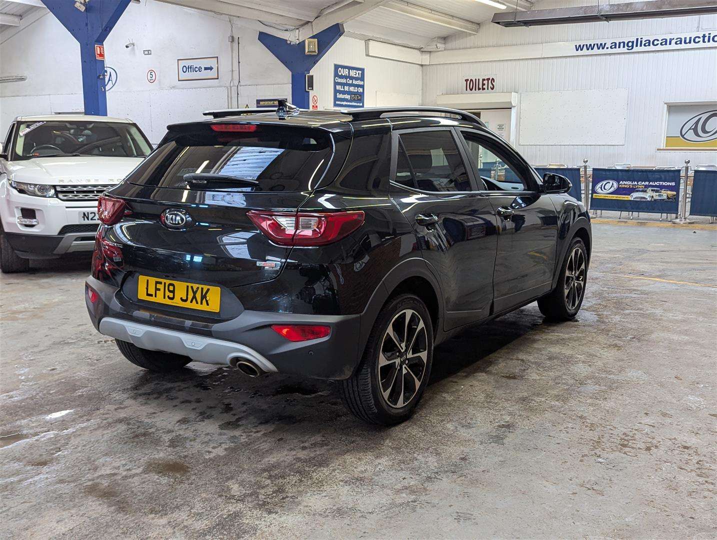 <p>2019 KIA STONIC 3 ISG</p>