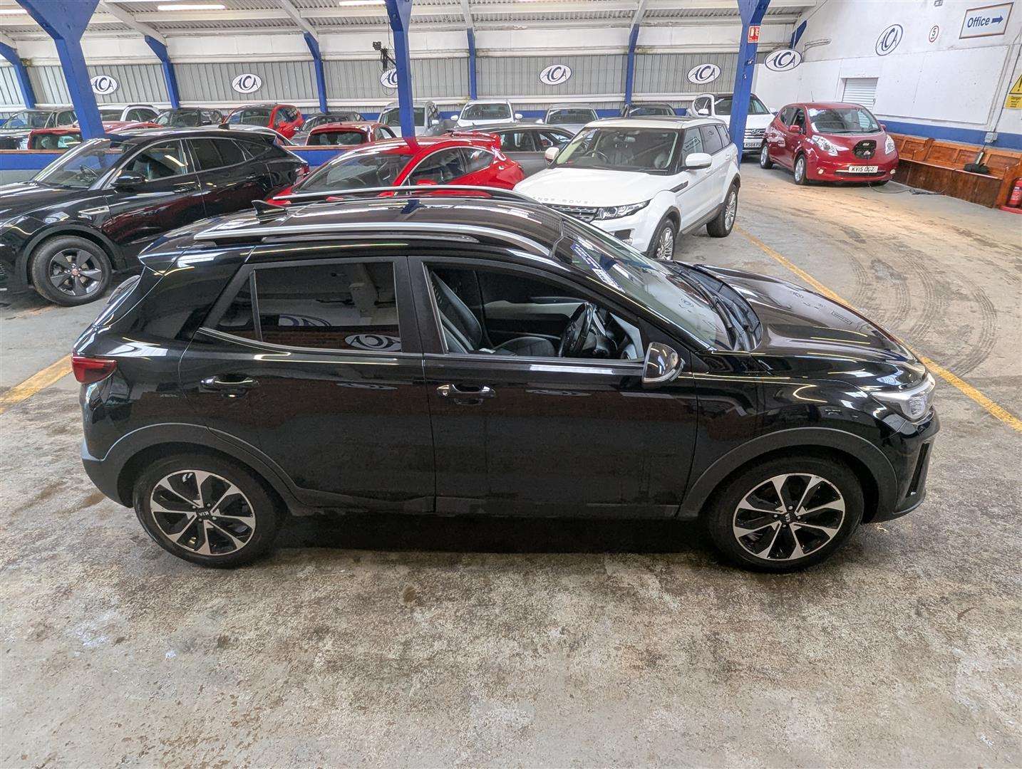 <p>2019 KIA STONIC 3 ISG</p>