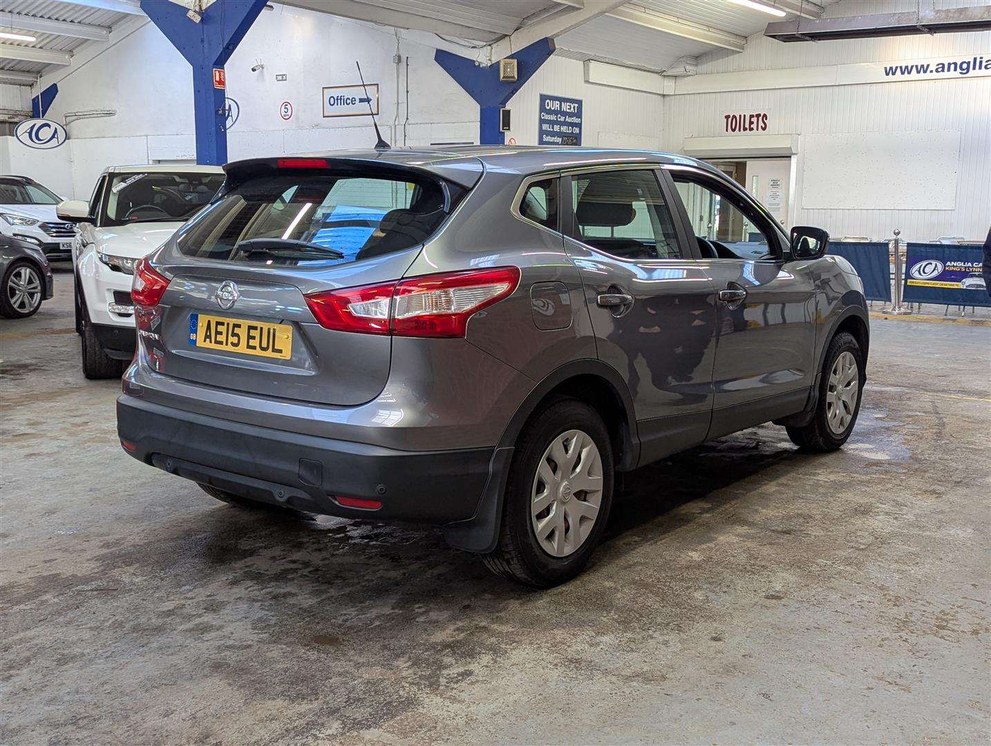 <p>2015 NISSAN QASHQAI **SOLD</p>