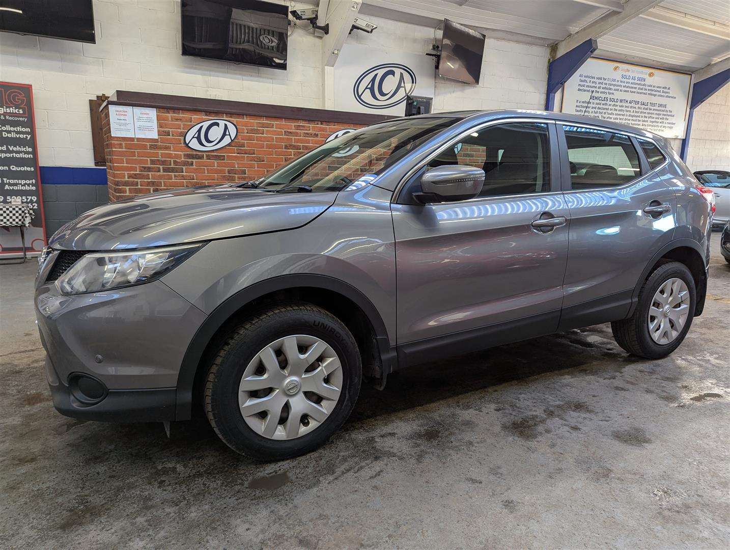 <p>2015 NISSAN QASHQAI **SOLD</p>