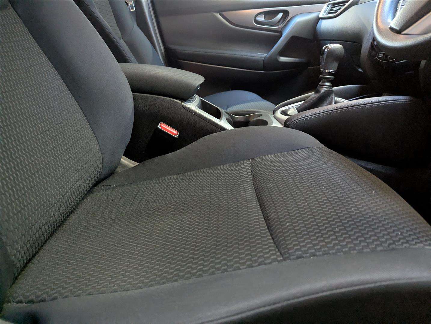 <p>2015 NISSAN QASHQAI **SOLD</p>