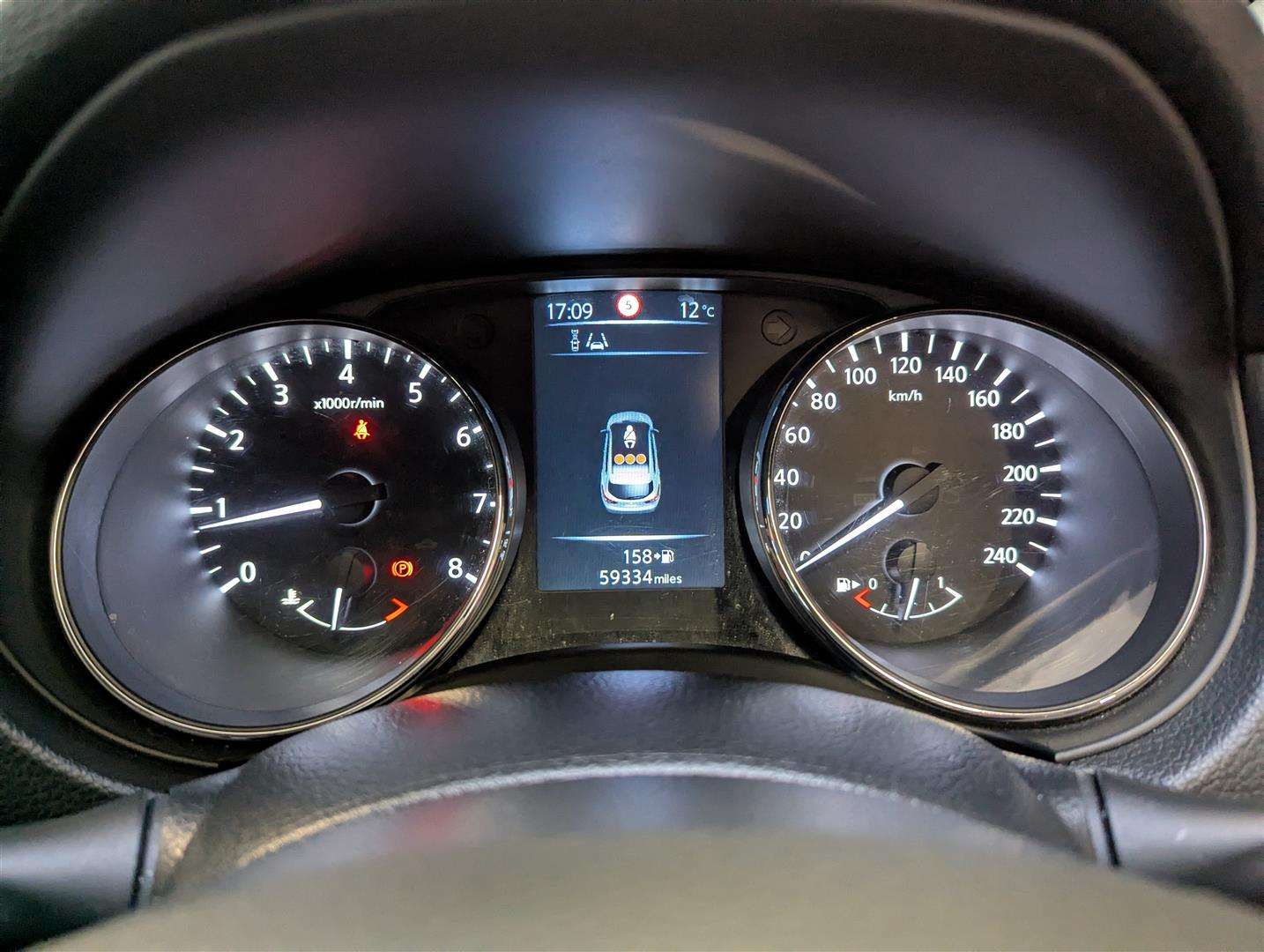 <p>2015 NISSAN QASHQAI **SOLD</p>