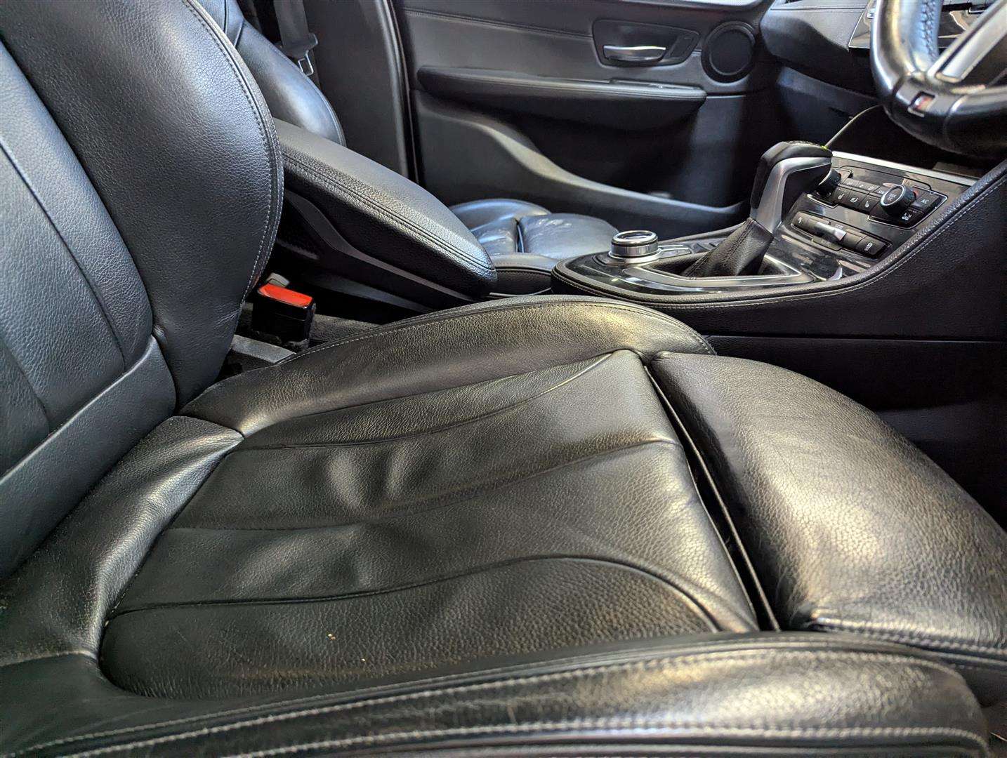 <p>2016 BMW 220D XDRIVE M SPORT AUTO</p>