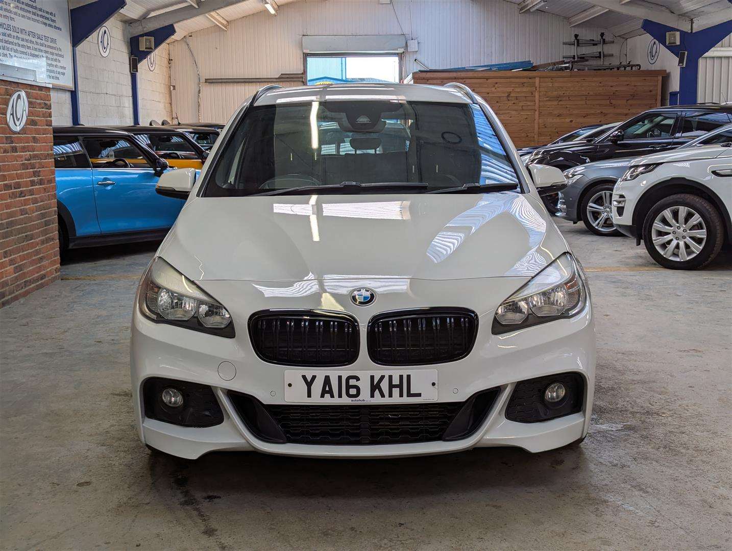 <p>2016 BMW 220D XDRIVE M SPORT AUTO</p>