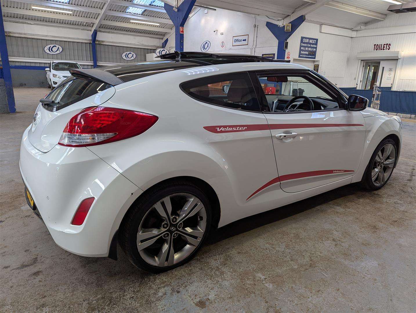 <p>2012 HYUNDAI VELOSTER SPORT GDI</p>