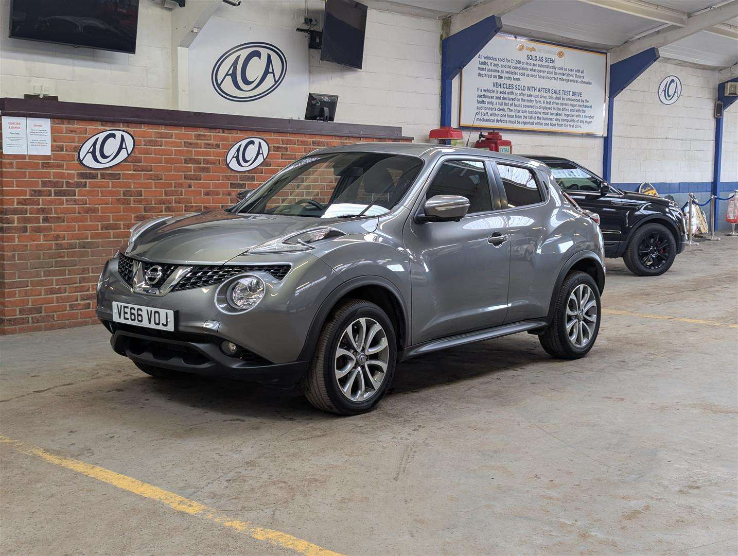 <p>2016 NISSAN JUKE TEKNA DIG-T</p>
