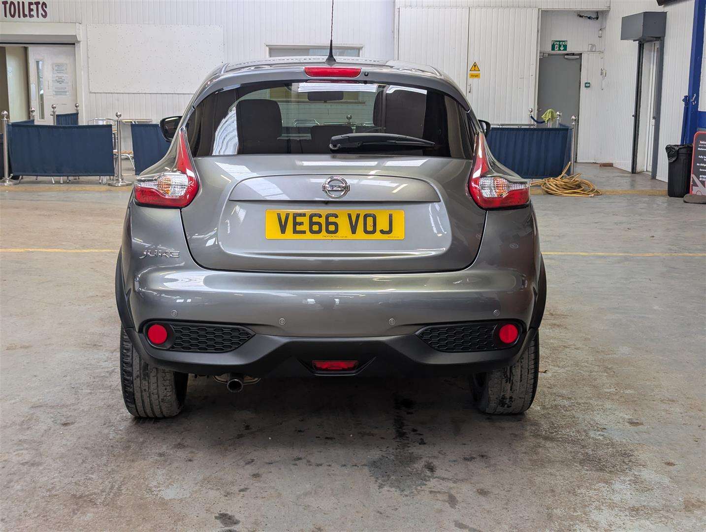 <p>2016 NISSAN JUKE TEKNA DIG-T</p>