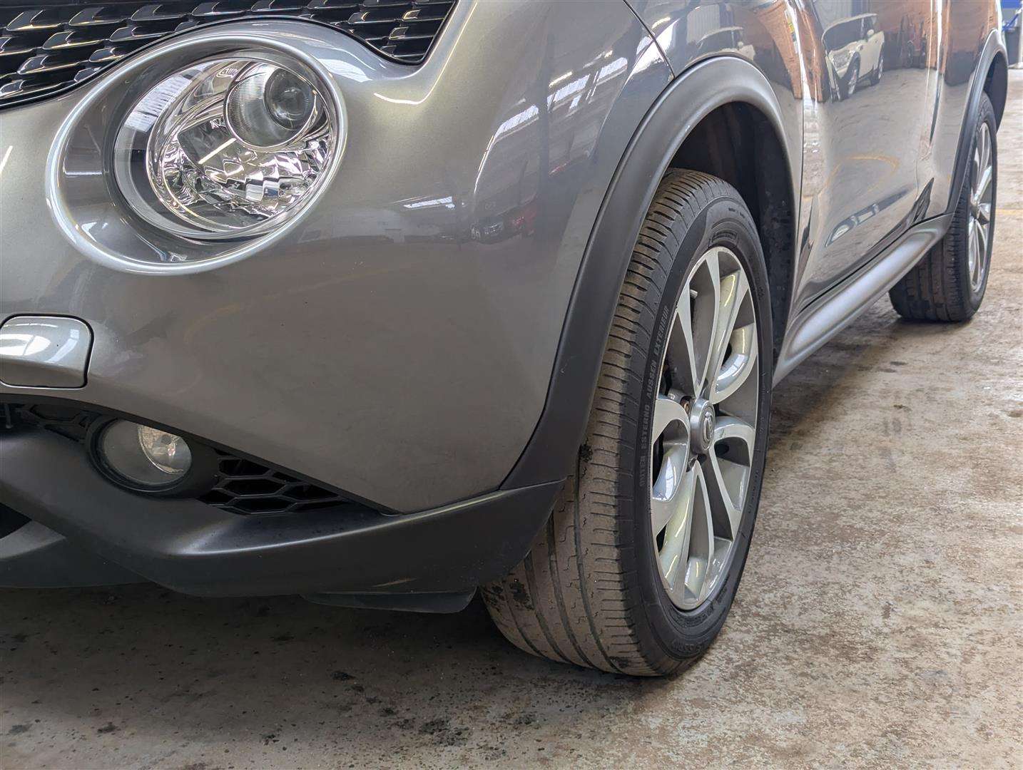 <p>2016 NISSAN JUKE TEKNA DIG-T</p>
