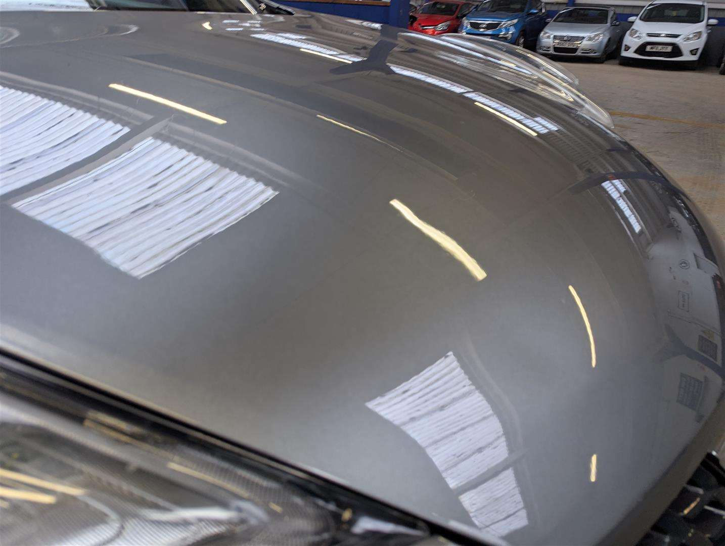 <p>2016 NISSAN JUKE TEKNA DIG-T</p>
