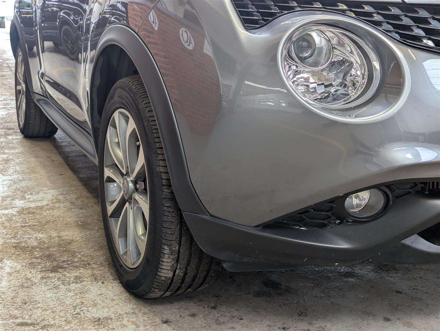 <p>2016 NISSAN JUKE TEKNA DIG-T</p>
