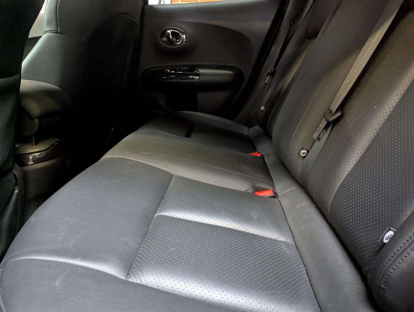 <p>2016 NISSAN JUKE TEKNA DIG-T</p>