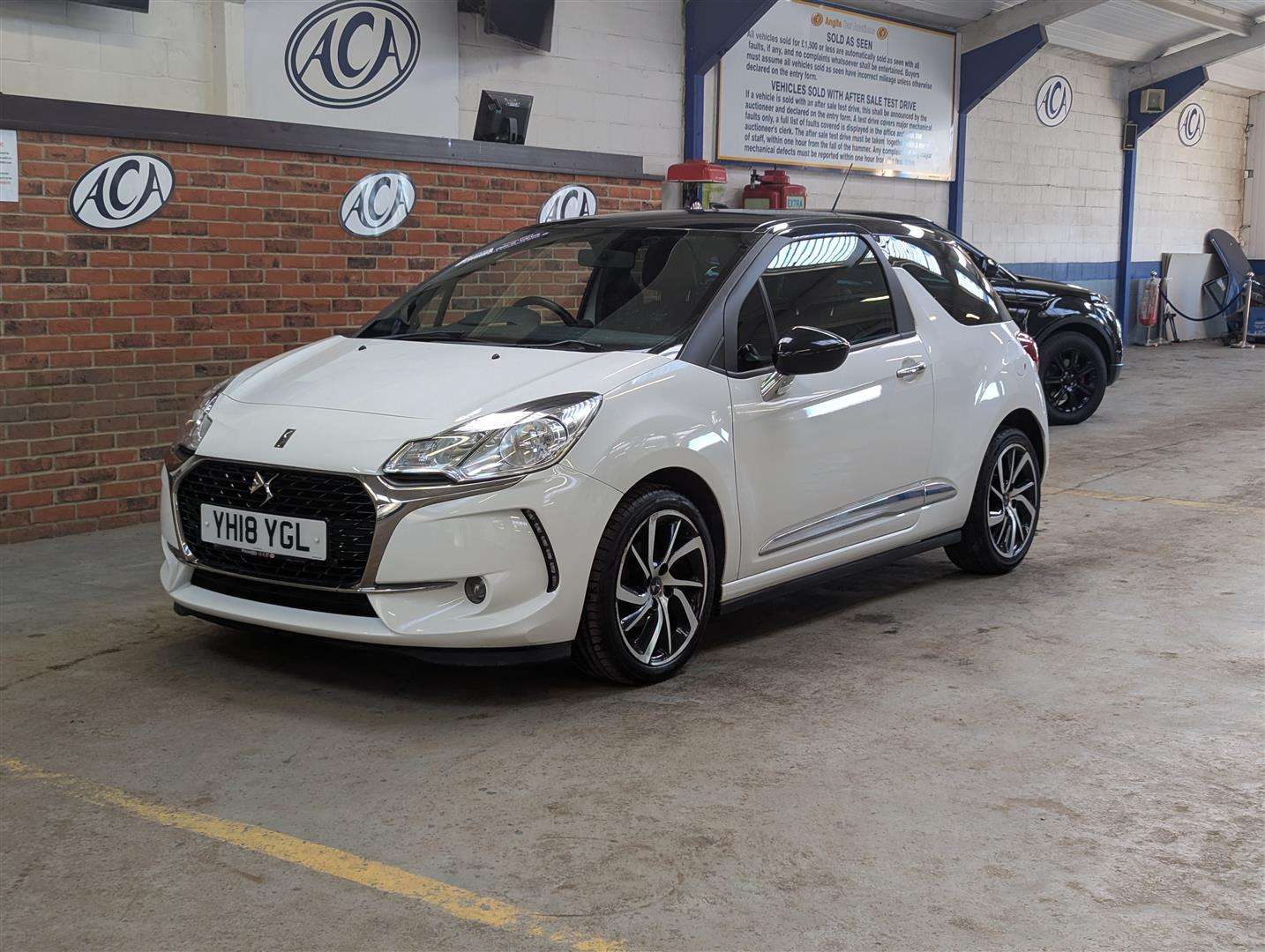 <p>2018 DS DS3 CONNECTED CHIC BLUEHD</p>