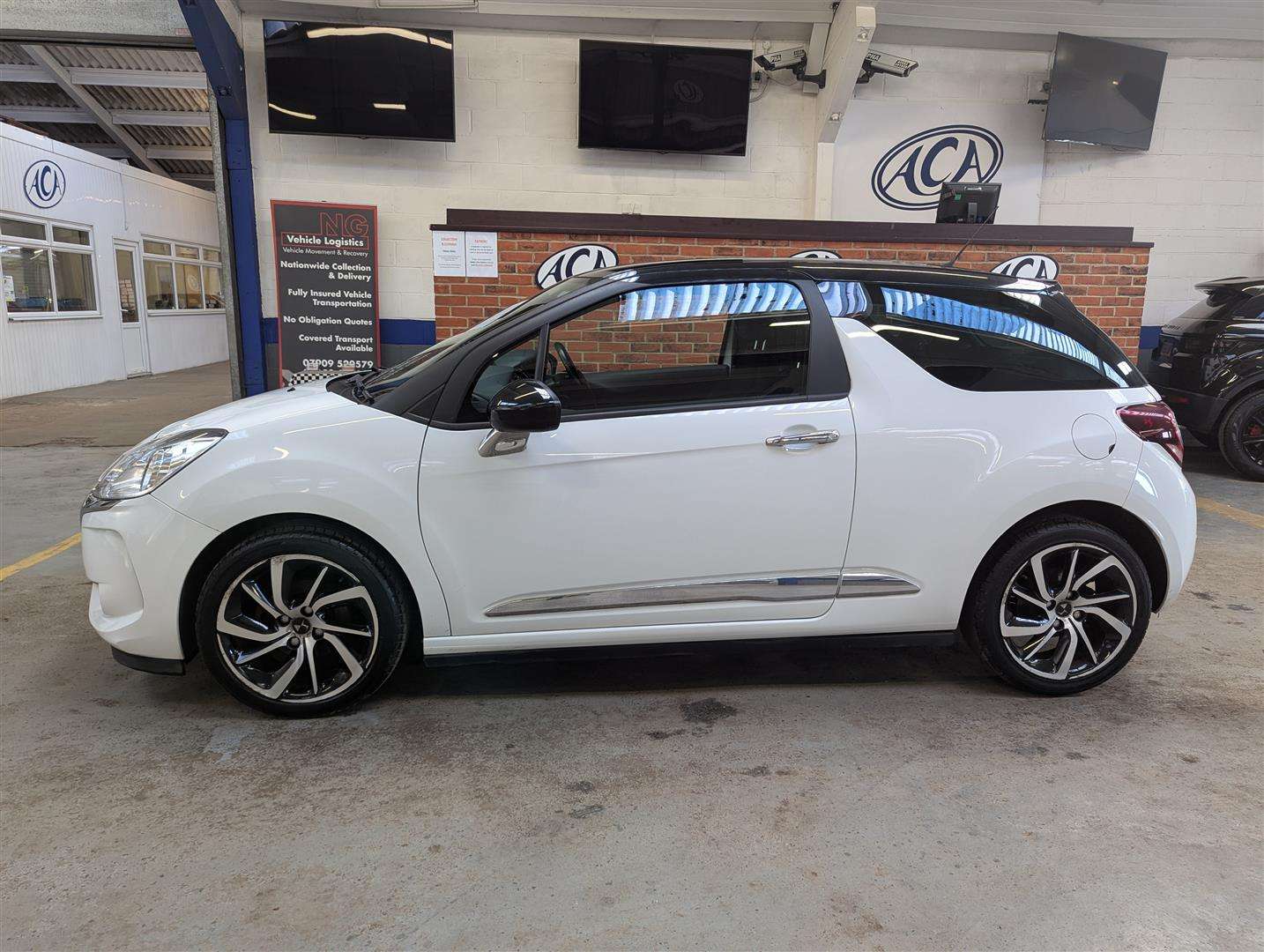 <p>2018 DS DS3 CONNECTED CHIC BLUEHD</p>
