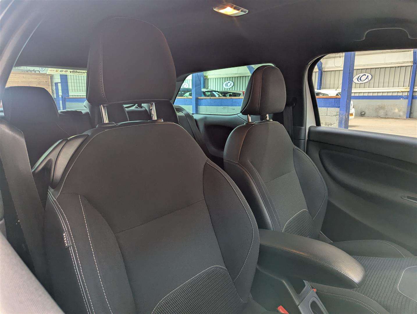 <p>2018 DS DS3 CONNECTED CHIC BLUEHD</p>
