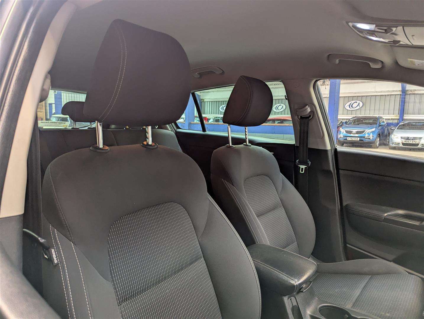 <p>2016 KIA SPORTAGE 2 CRDI ISG</p>