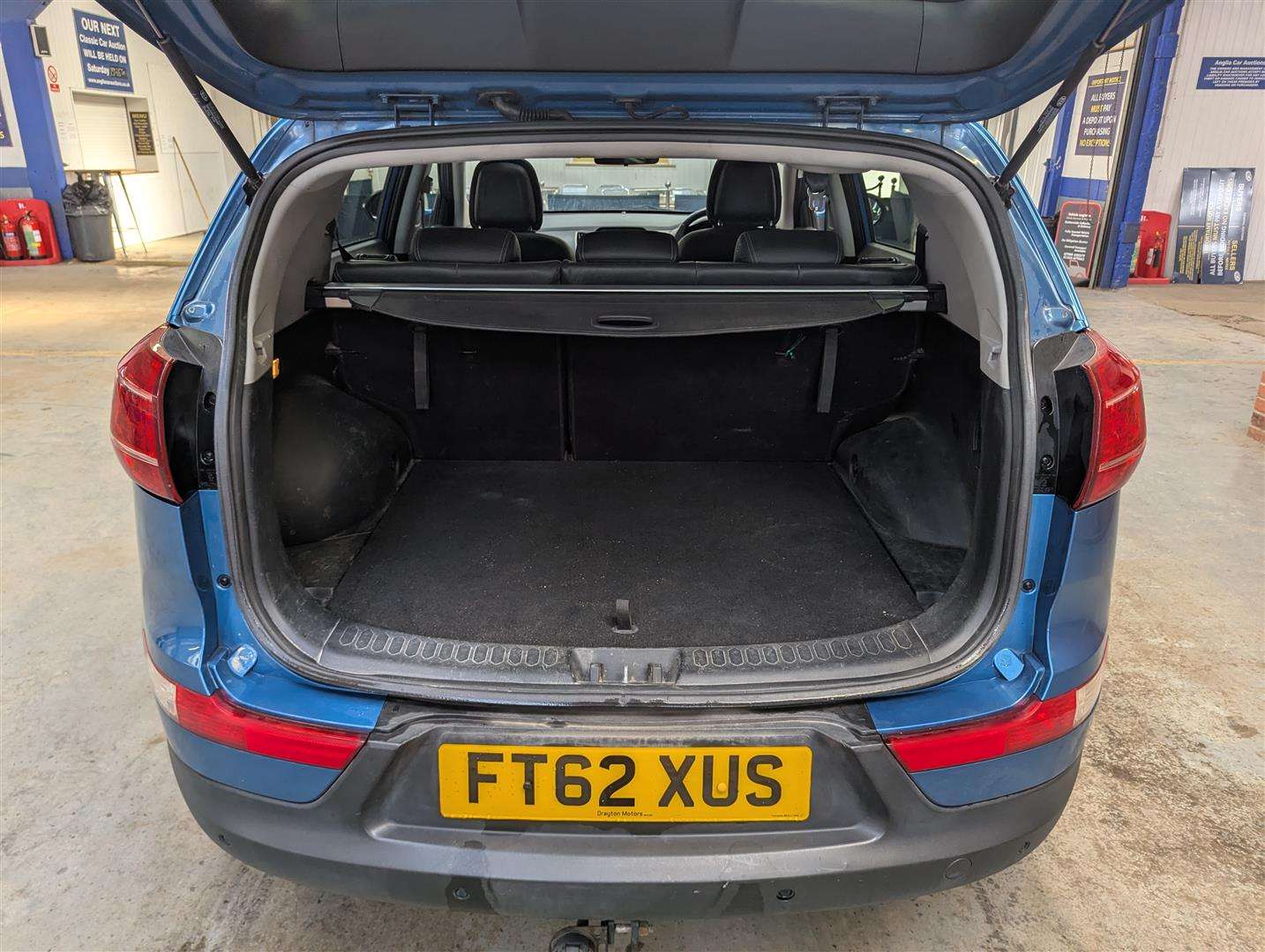 <p>2013 KIA SPORTAGE 2</p>
