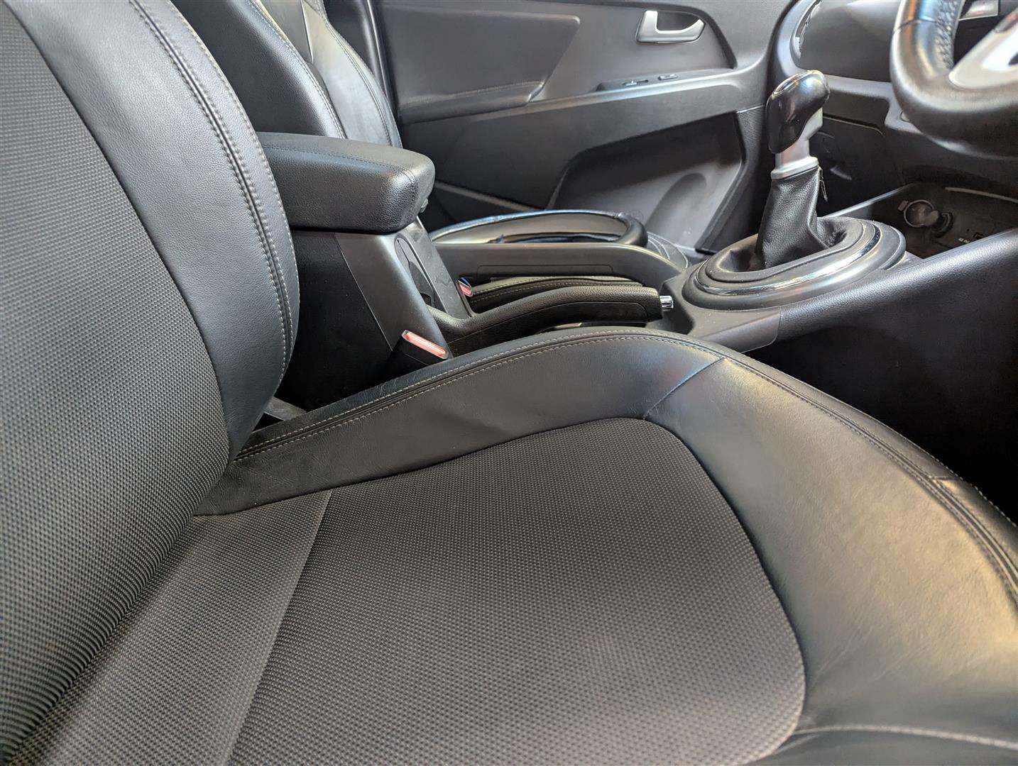 <p>2013 KIA SPORTAGE 2</p>