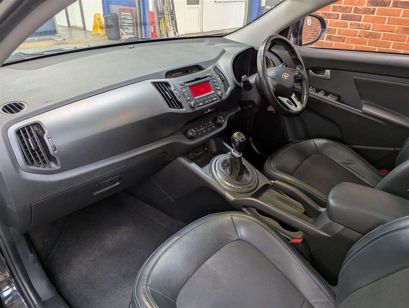 <p>2013 KIA SPORTAGE 2</p>