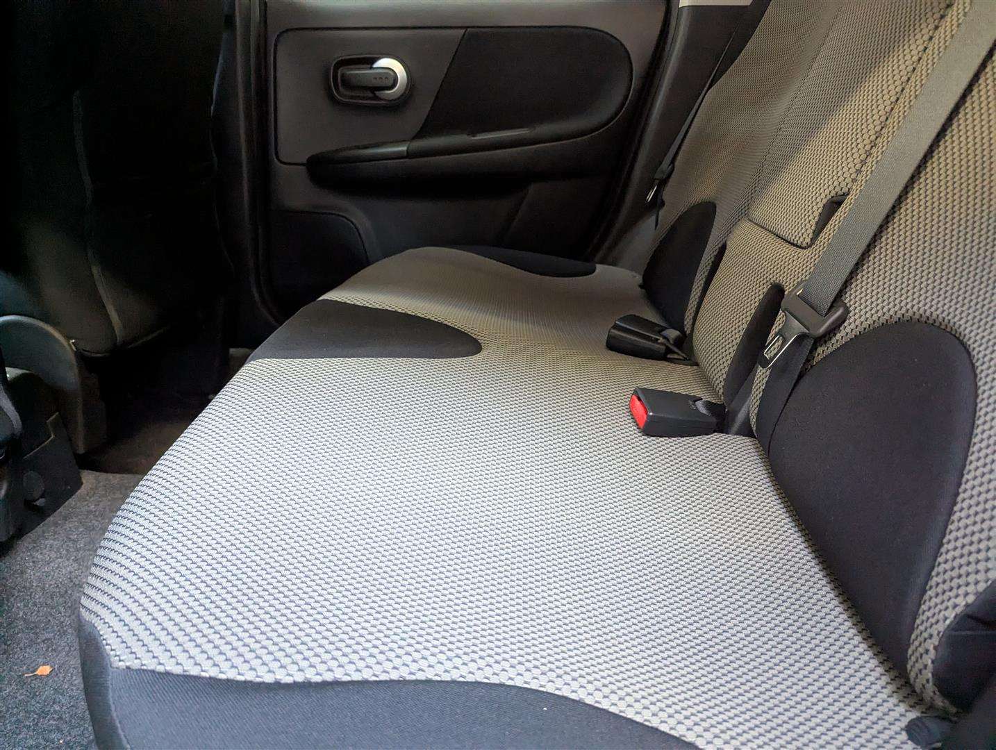 <p>2012 NISSAN NOTE N-TEC</p>