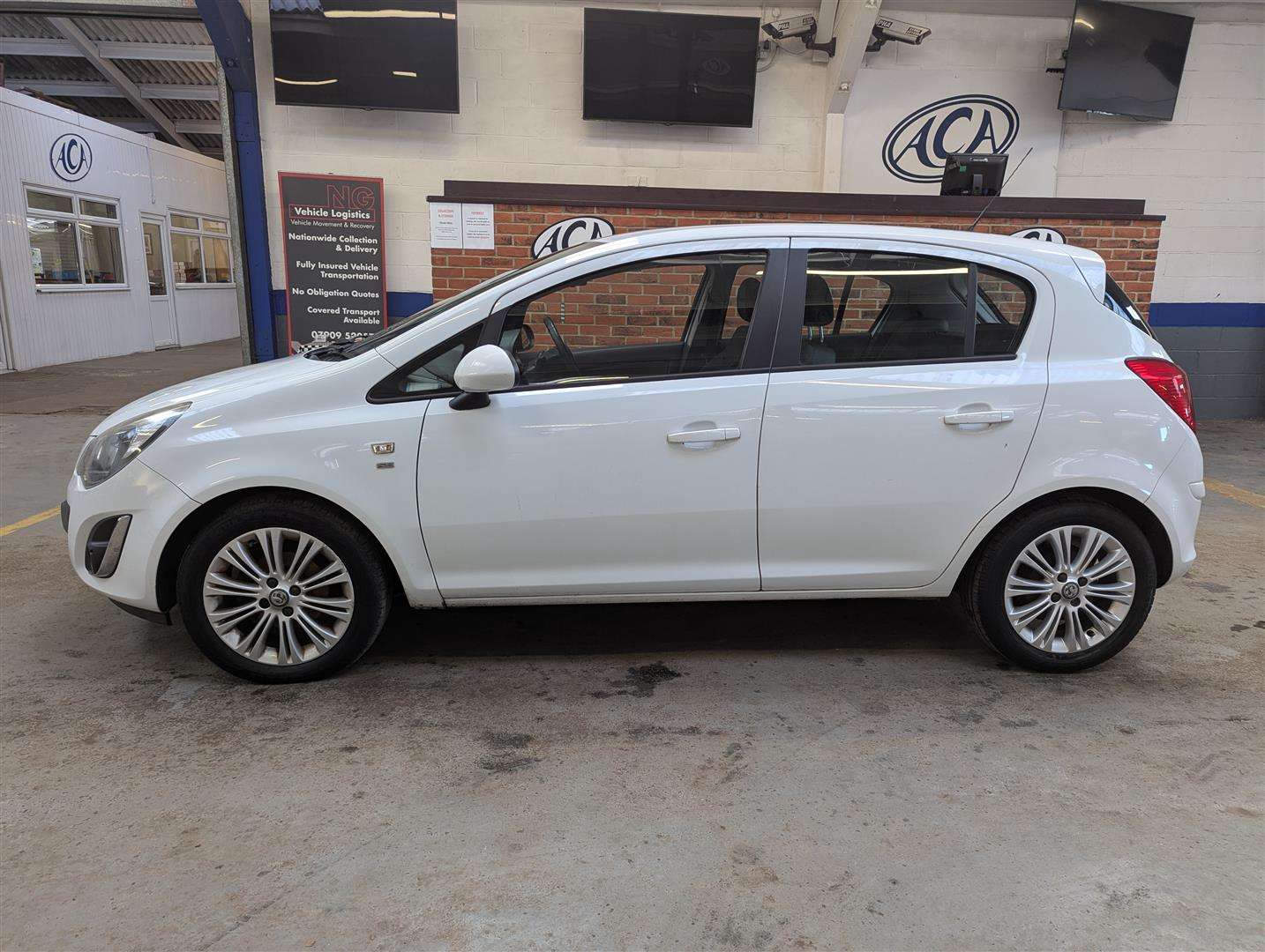 <p>2014 VAUXHALL CORSA SE</p>