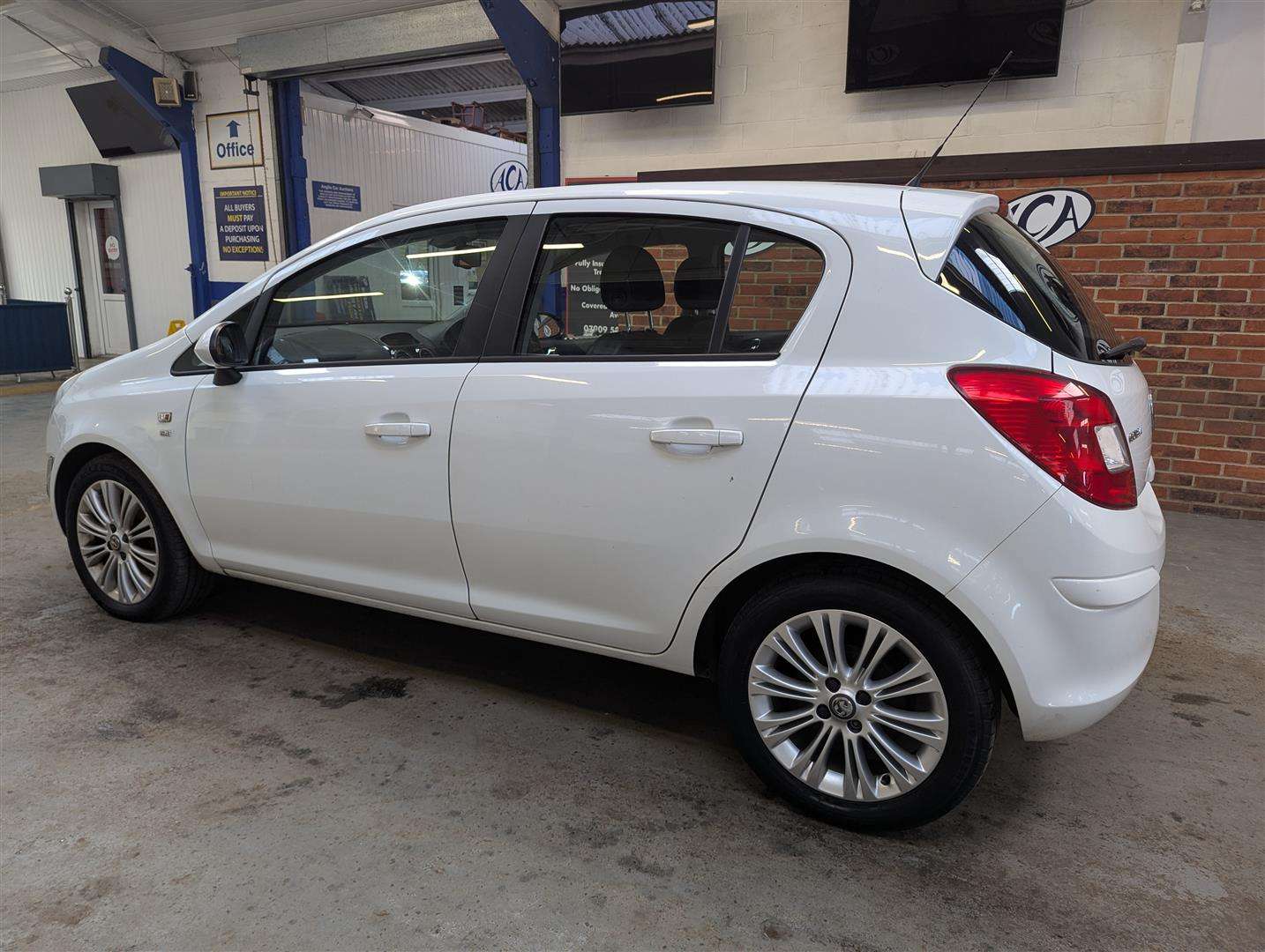 <p>2014 VAUXHALL CORSA SE</p>