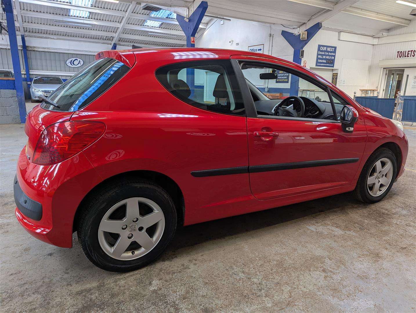 <p>2009 PEUGEOT 207 VERVE HDI 70</p>