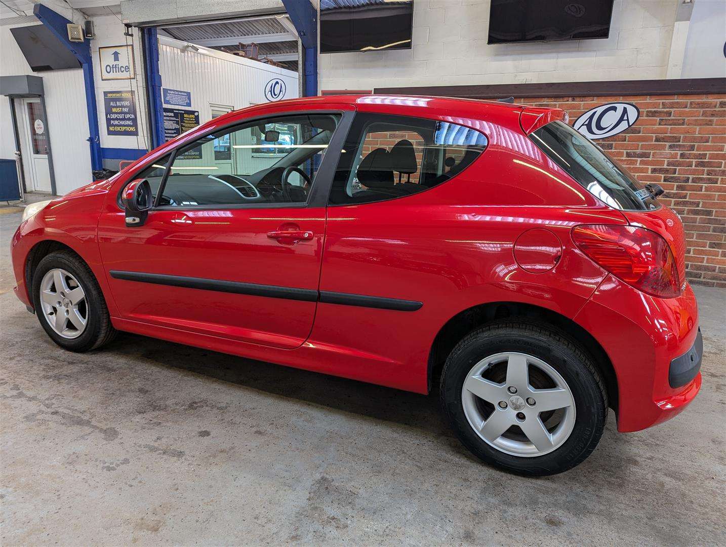<p>2009 PEUGEOT 207 VERVE HDI 70</p>
