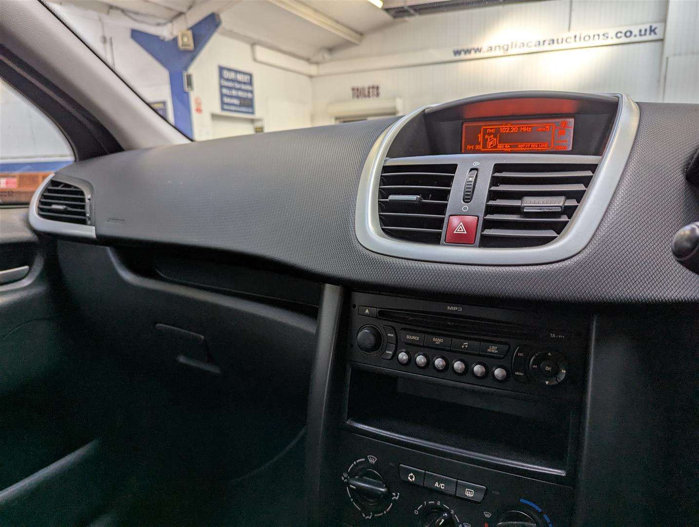<p>2009 PEUGEOT 207 VERVE HDI 70</p>