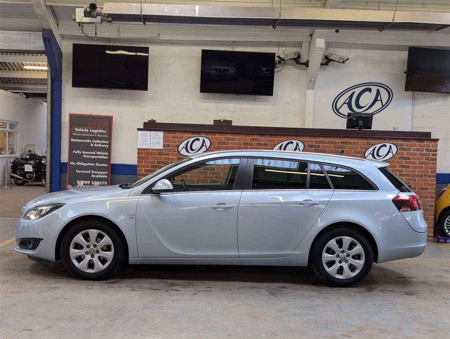 <p>2017 VAUXHALL INSIGNIA SRI NAV CDTI EFL</p>