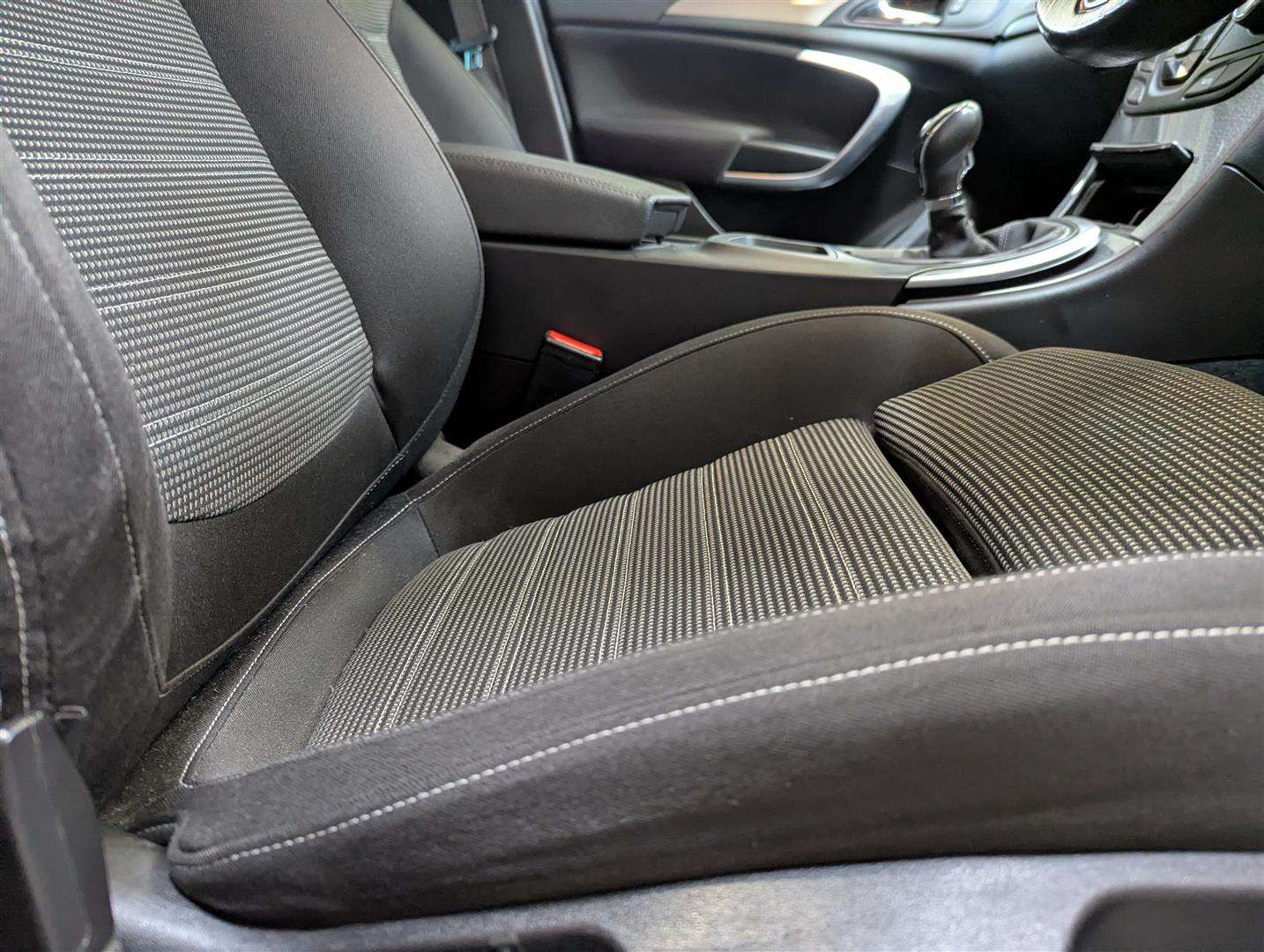 <p>2017 VAUXHALL INSIGNIA SRI NAV CDTI EFL</p>