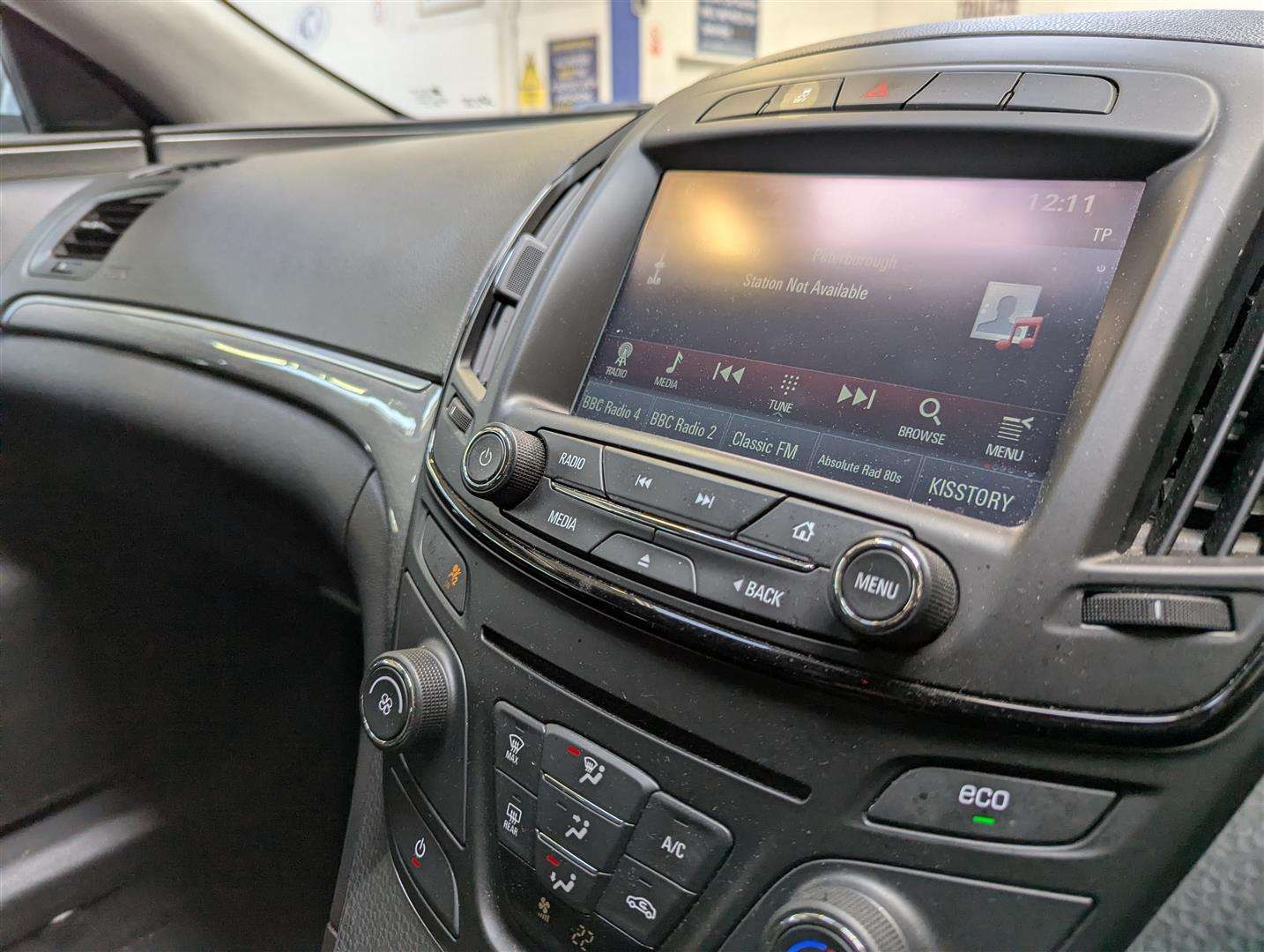 <p>2017 VAUXHALL INSIGNIA SRI NAV CDTI EFL</p>