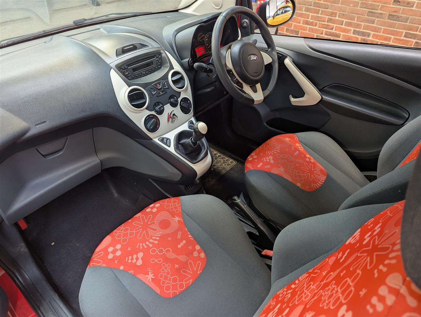 <p>2015 FORD KA EDGE</p>
