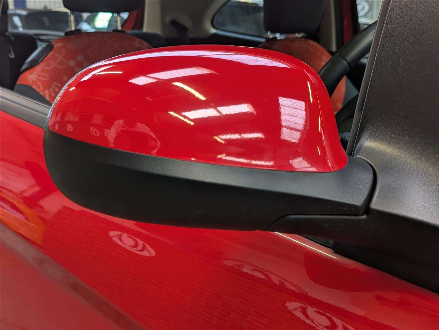 <p>2015 FORD KA EDGE</p>